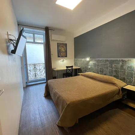 Hotel Mistral Comédie Saint Roch 2*