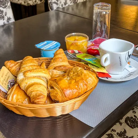 Mistral Comedie Saint Roch 2*