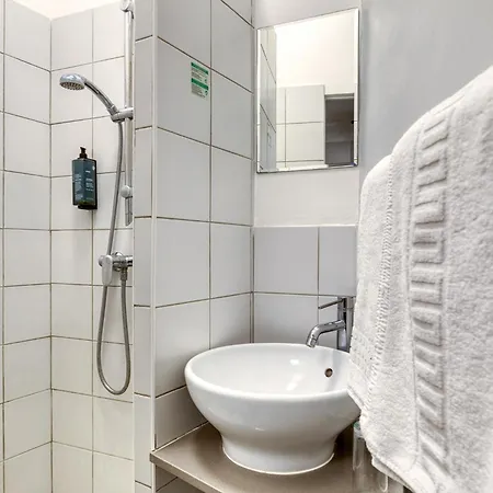 Отель Mistral Comedie Saint Roch 2*