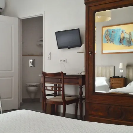 Mistral Comedie Saint Roch Отель