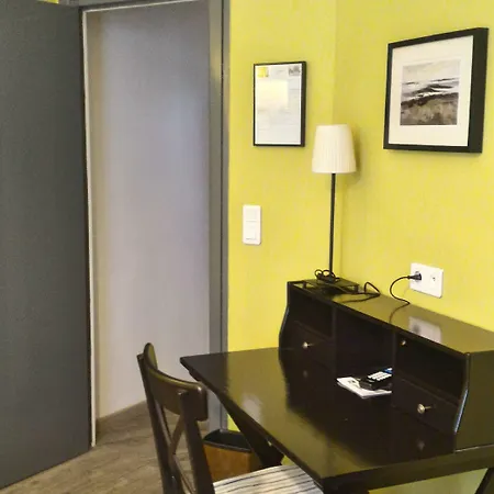 Mistral Comedie Saint Roch