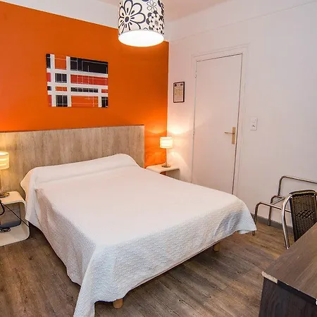 Mistral Comedie Saint Roch Отель 2*