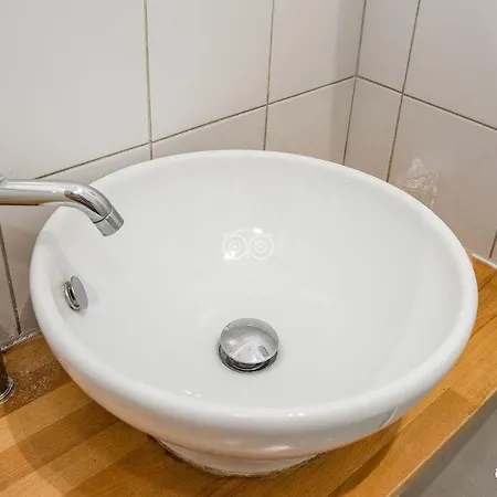 Отель Mistral Comedie Saint Roch 2*