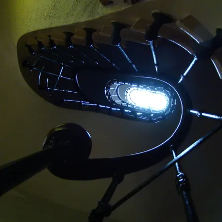 Mistral Comedie Saint Roch Отель 2*