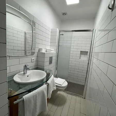 Mistral Comedie Saint Roch