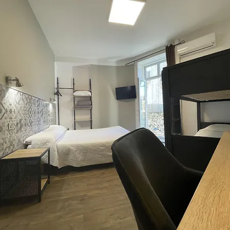 Mistral Comedie Saint Roch Монпелье