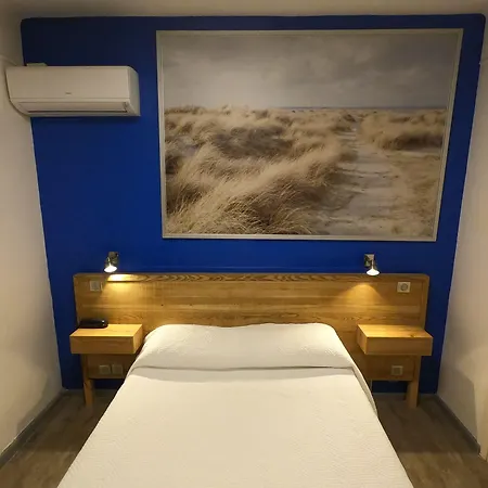 Отель Mistral Comedie Saint Roch 2*