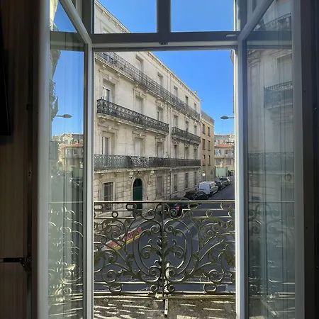 Mistral Comedie Saint Roch Монпелье