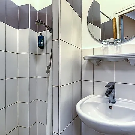 Hotel Mistral Saint Roch 2*