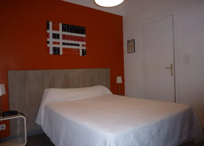 Hotel Mistral Saint Roch Монпелье