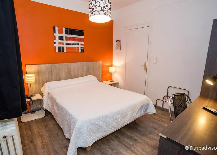 Hotel Mistral Saint Roch Отель 2*